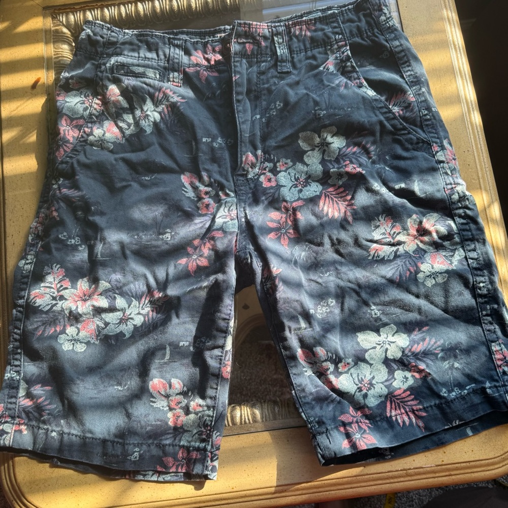 Arizona Jean Company Navy Floral Men's Shorts
